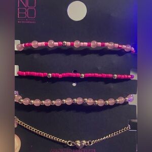 No Boundaries Pink Beaded Bracelet Set w/ Gold Tone Heart Charm Layered Stack